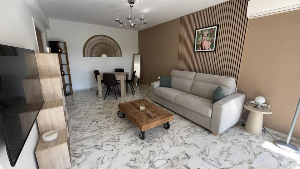 2P avec jardins wifi parking et proche commodités et mer Apartment in Cagnes-sur-Mer