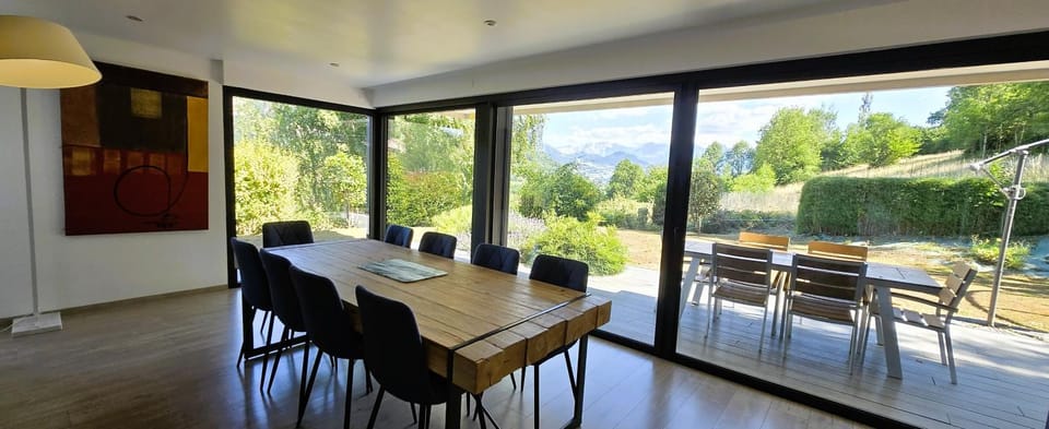 Large family home Mountain view House in Haute-Savoie