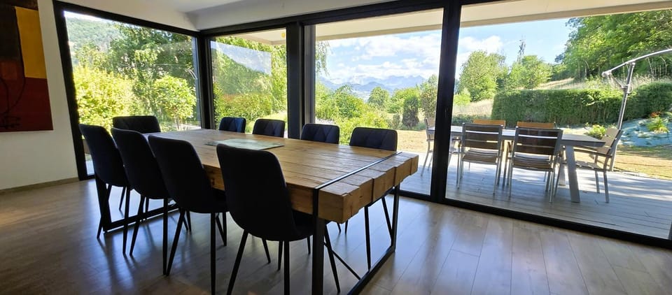 Large family home Mountain view House in Haute-Savoie