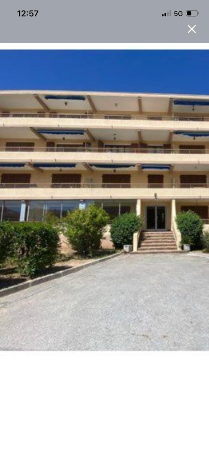 Appartement toutes commodités Apartment in Saint-Raphael