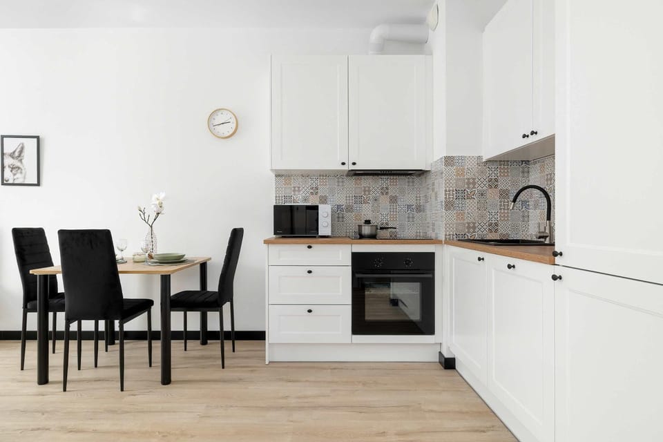 Kitchen or kitchenette, microwave, pet friendly, stove