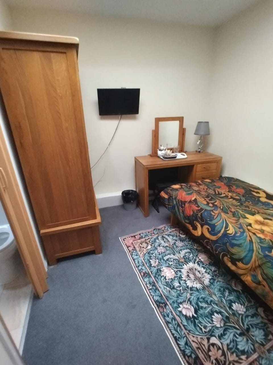 Cornerstone Budget Bed and Breakfast in Ashford