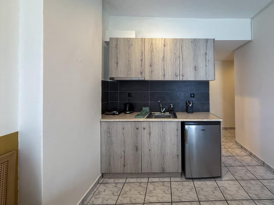 Kitchen or kitchenette, stove