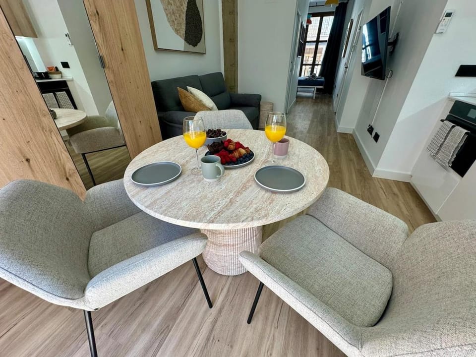 Modern apartment in the heart of Ciutat Vella Apartment in Valencia