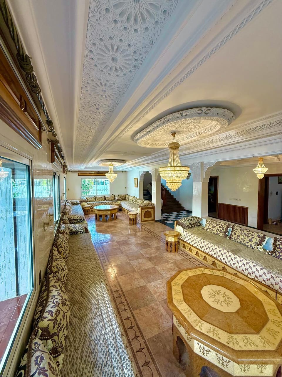 Villa Familiale Élégante avec Piscine Privée, Jardin & Sans Vis-à-V Villa in Tangier