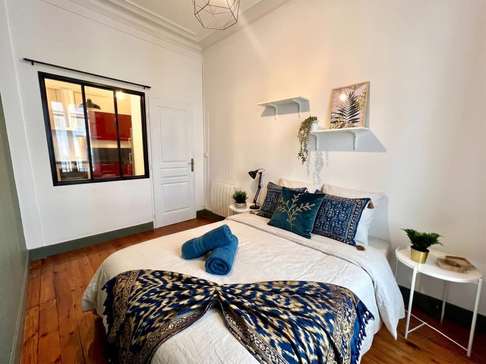 Cosy Magnolia Quartz - T3 - Hyper centre avec Parking Apartment in Pau