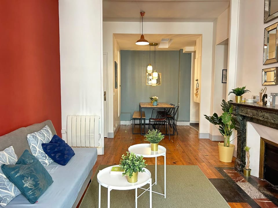 Cosy Magnolia Quartz - T3 - Hyper centre avec Parking Apartment in Pau