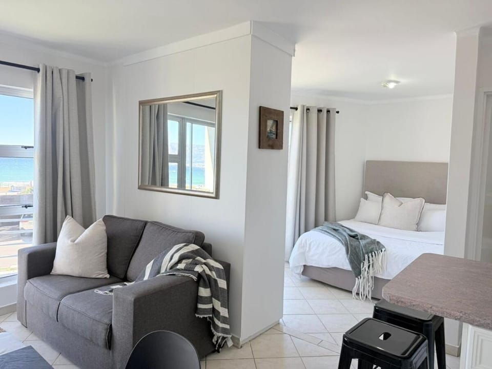 The Bay Ocean View Retreat Apartment in Cape Town