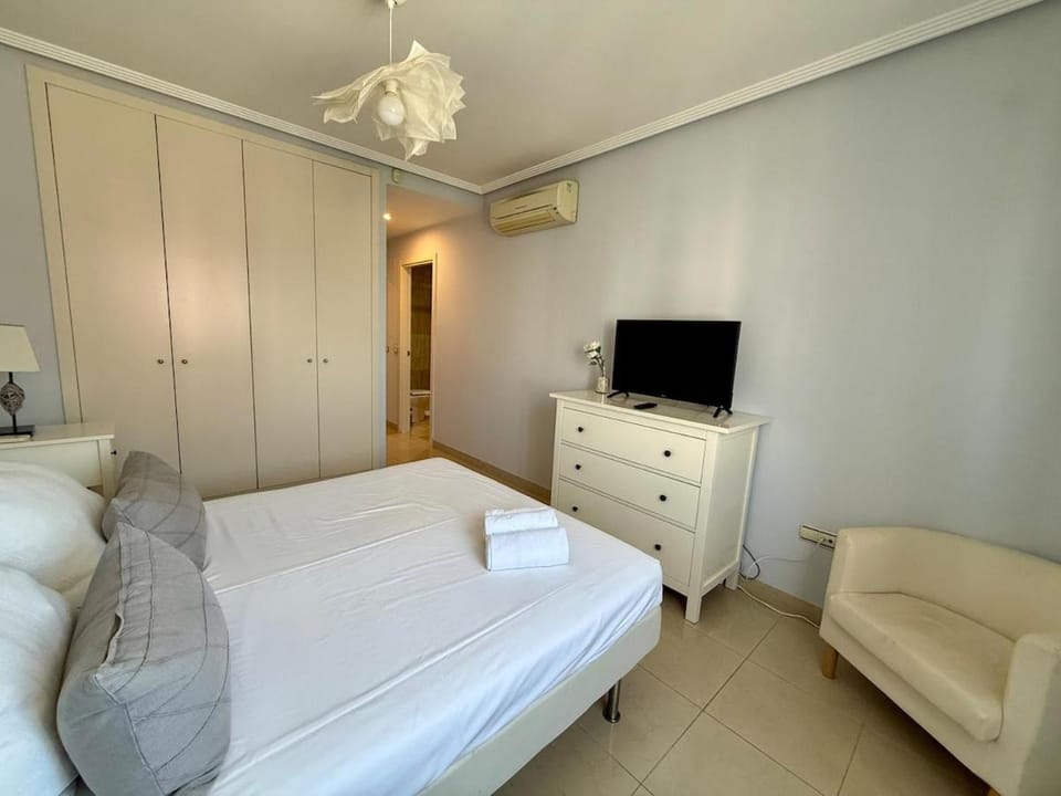 Beach Dreams in Malaga By Easytrip Free Parking! Apartment in Malaga