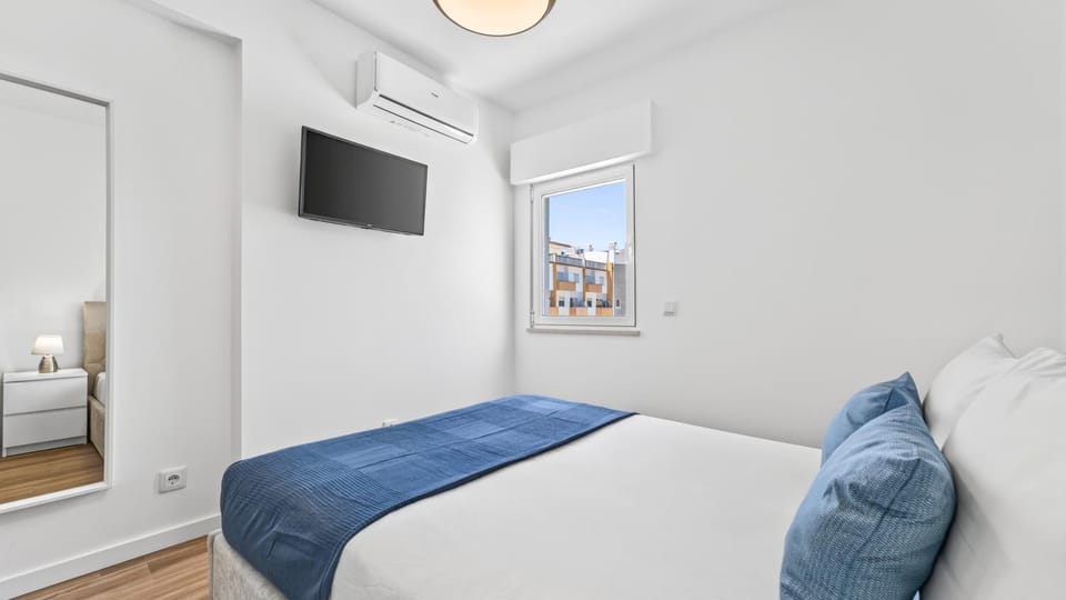 Cozy 2Bdr Flat in Armação de Pêra by Lovelystay Apartment in Faro District