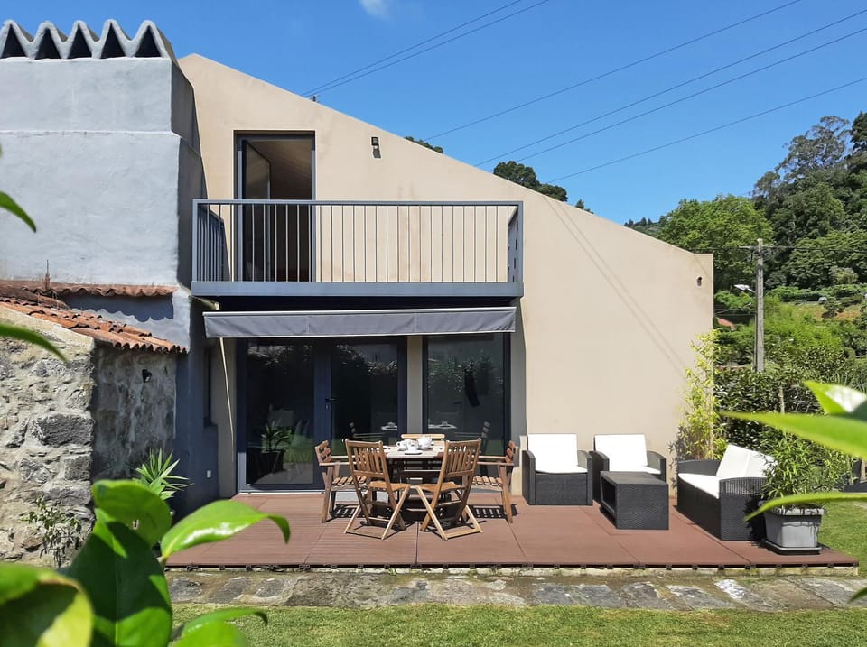Property building, Patio, Garden, Garden