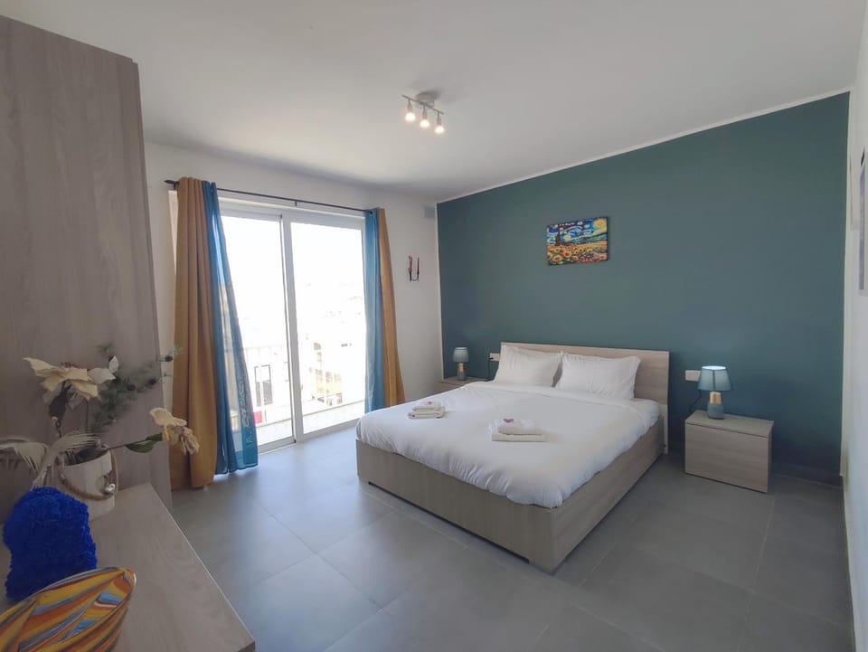 Bright & spacious 2 bedroom apartment with terrace GZ-YPIZ1-1 Apartment in Malta