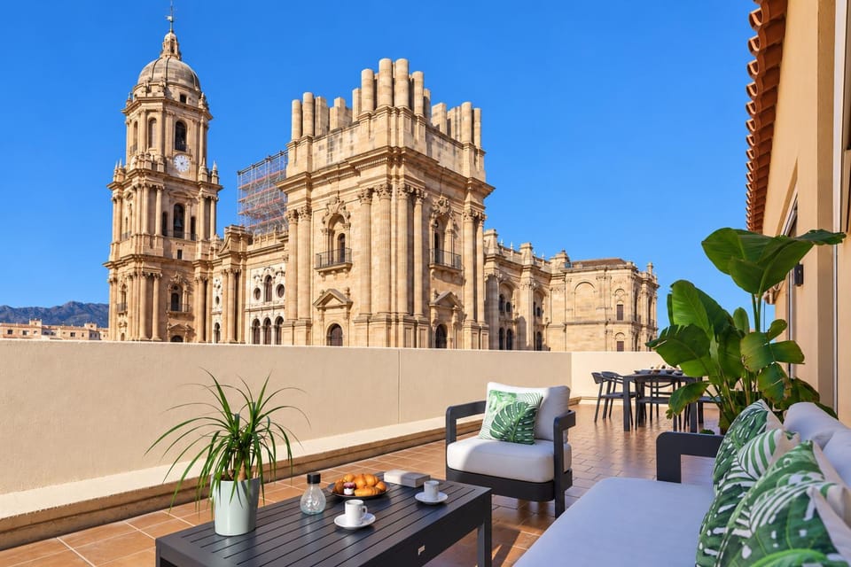 Nearby landmark, Day, View (from property/room), Balcony/Terrace, Seating area