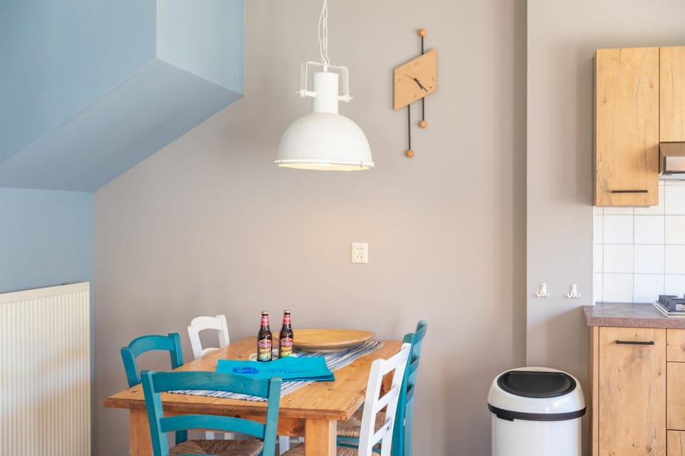 Seating area, Dinner