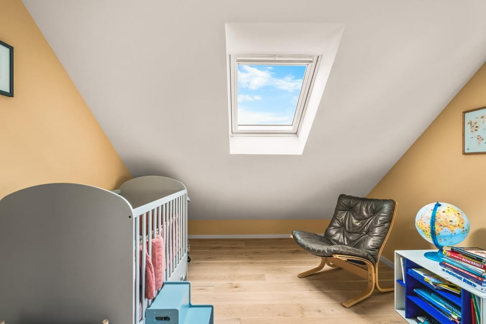 cot