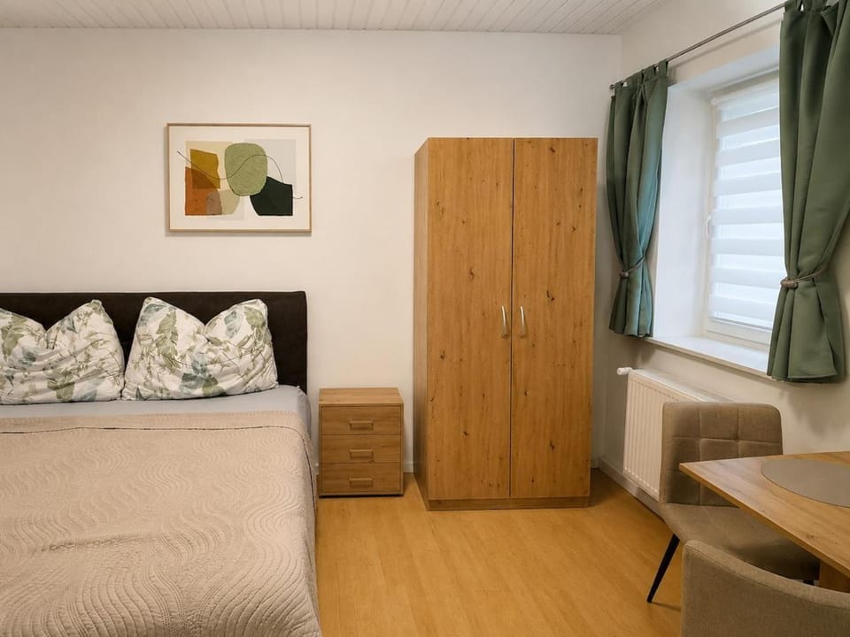 Small apartment Sankt Poelten near hospital and train station Apartment in Austria