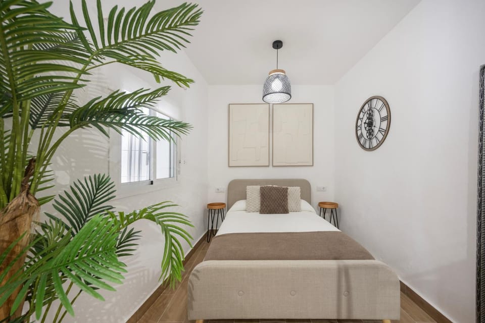 Living room, Bedroom