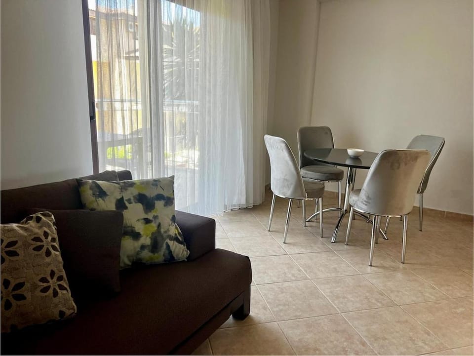 In a Complex with Pool and Perfect Location Apartment in Side