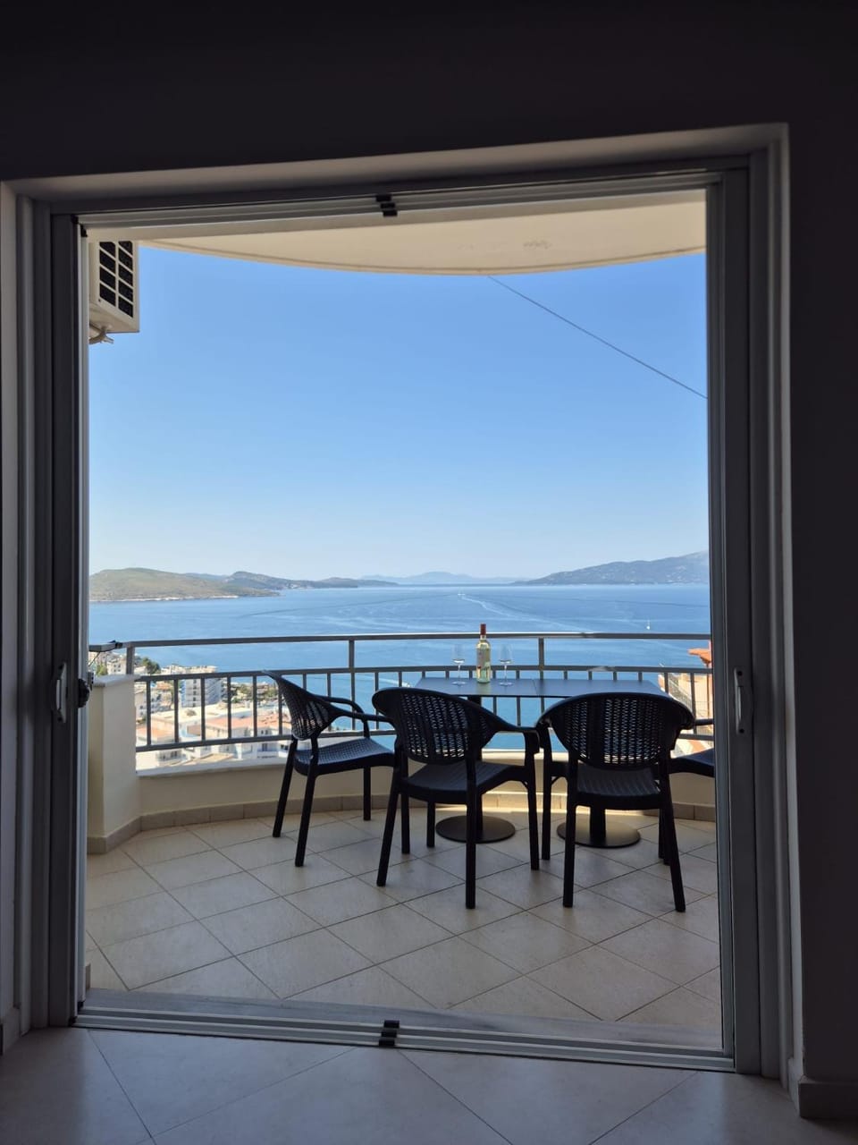 View (from property/room), Balcony/Terrace, Seating area, Sea view