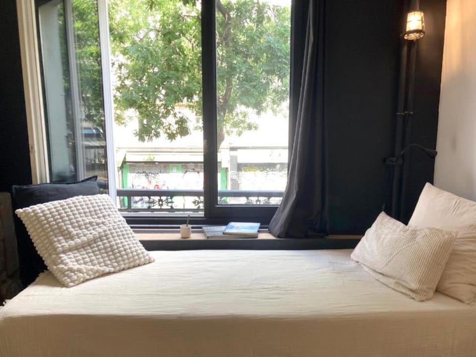 charming studio in center of Paris Apartment in Paris
