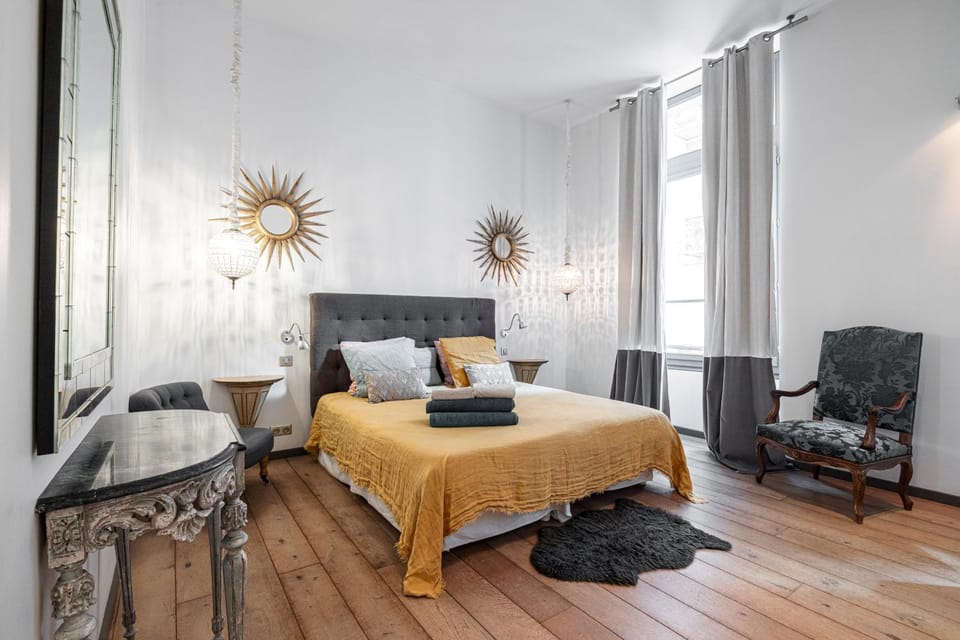 Bed, Photo of the whole room, Bedroom, hair dresser