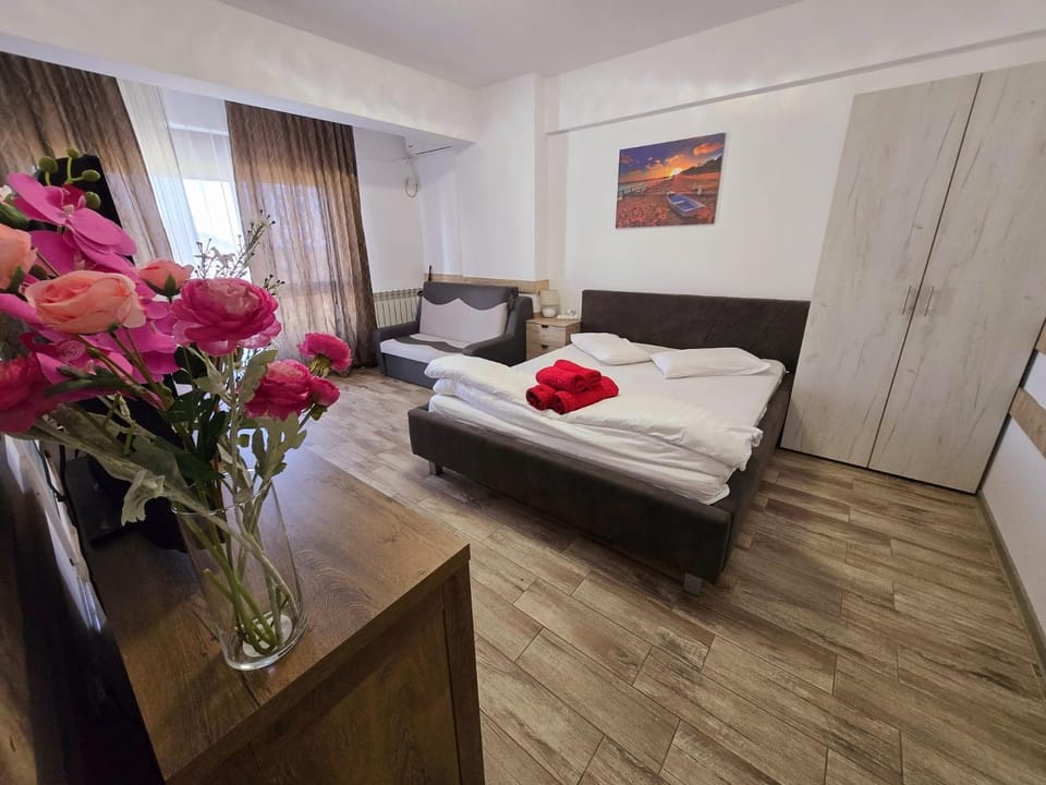 Modern Deluxe Studio Mackerel Promenada langa Plaja Apartment in Constanța County