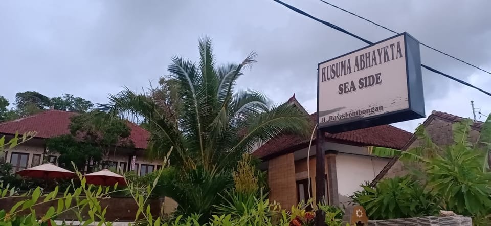Property logo or sign