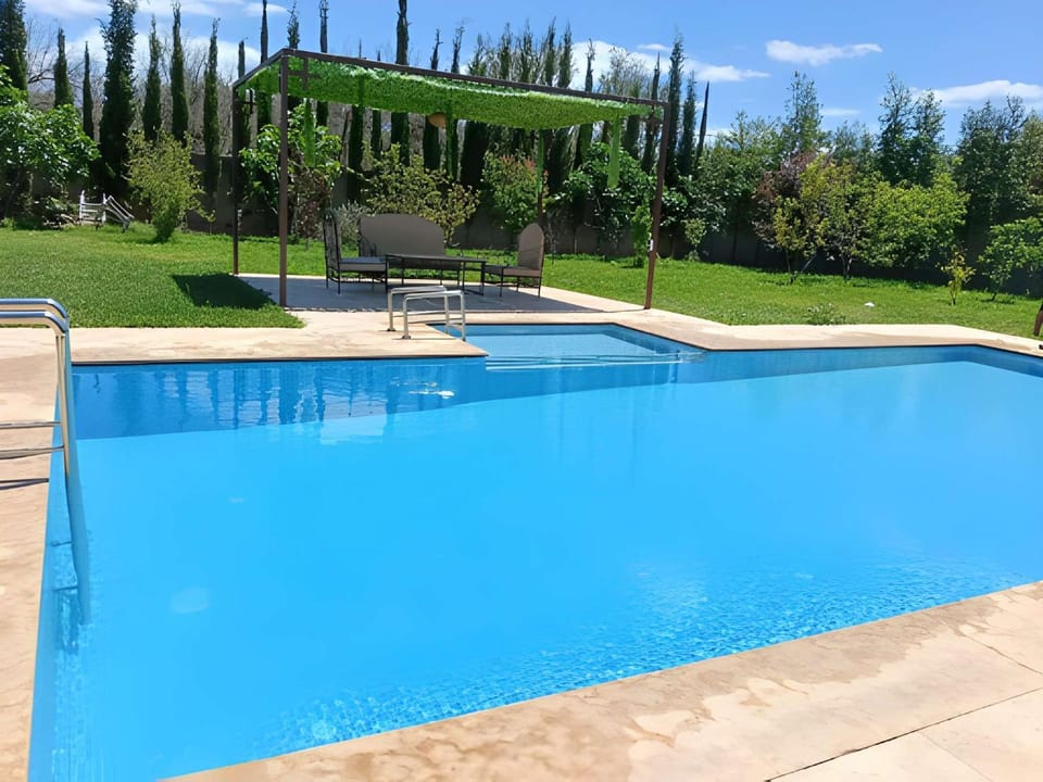 Garden, Swimming pool