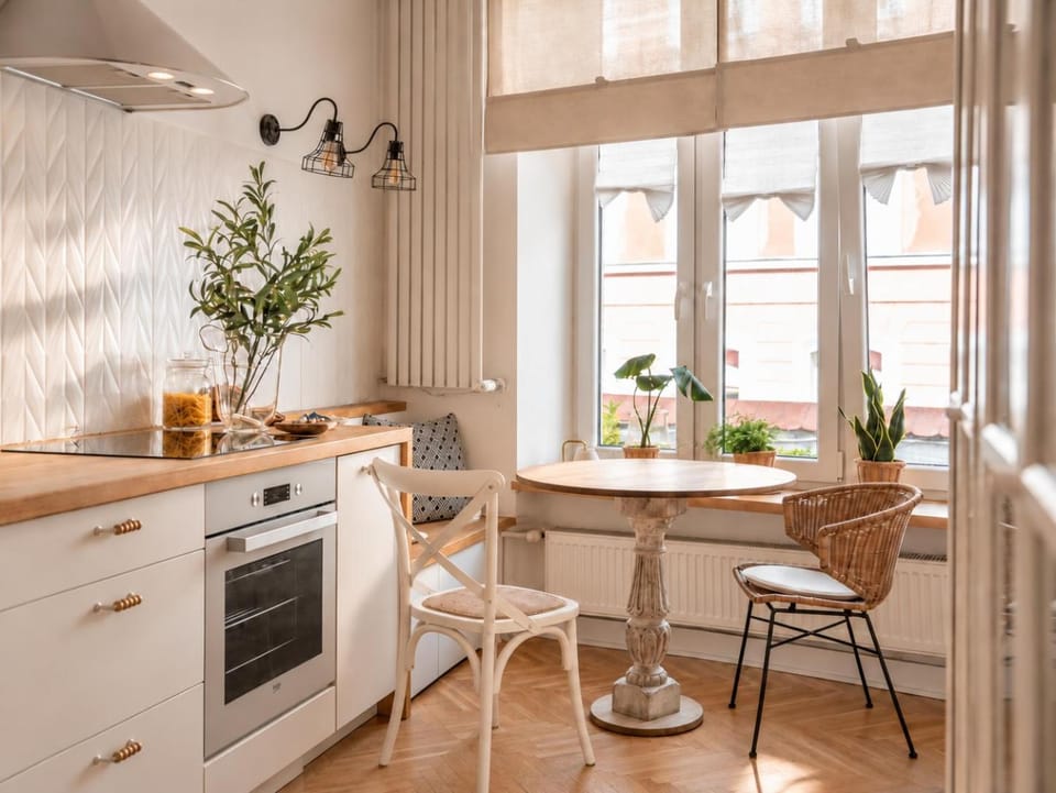 BOHO53 Premium Apartment with AC&Parking Centrum Apartment in Poland