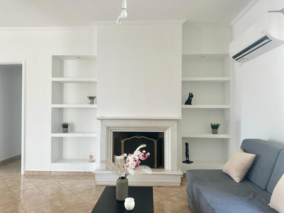 Prime Oasis Glyfada Apartment in South Athens