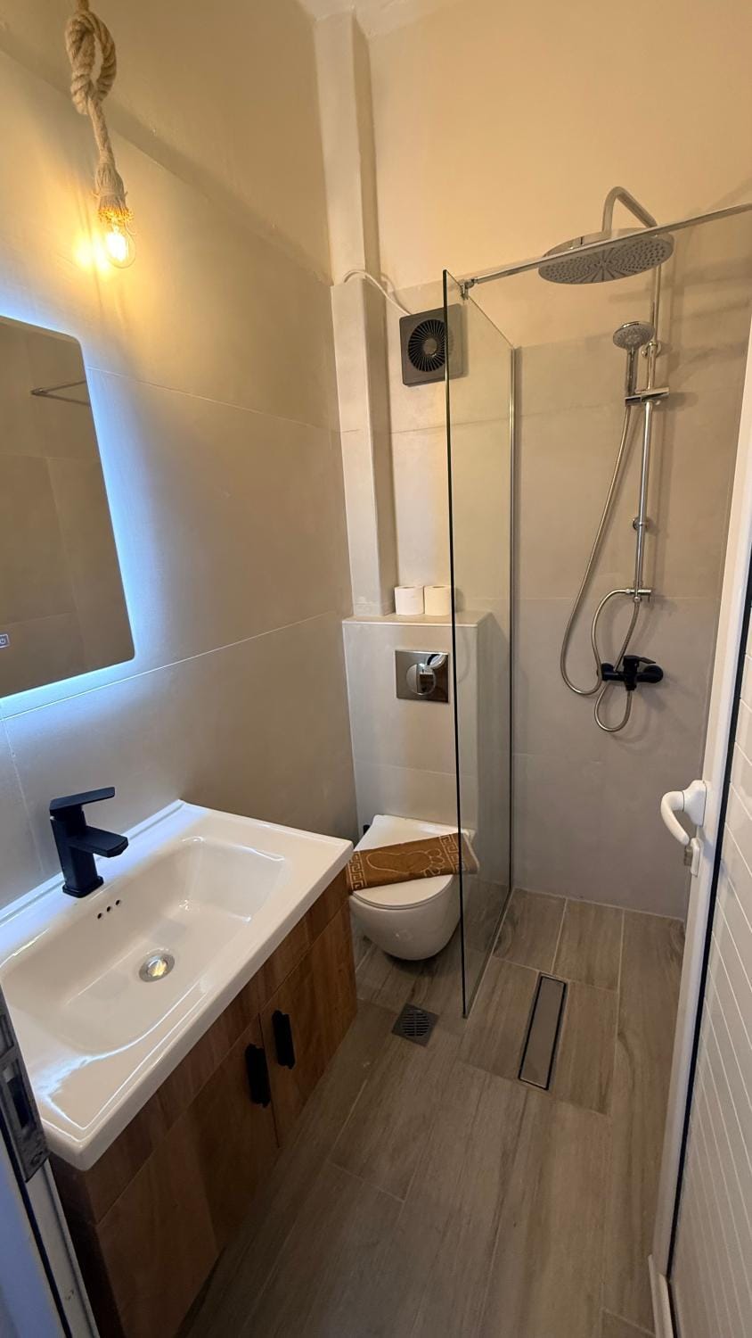 Shower, Toilet, Bathroom