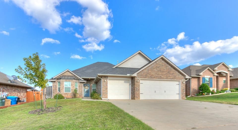 Luxury Living Without the Commitment House in Edmond