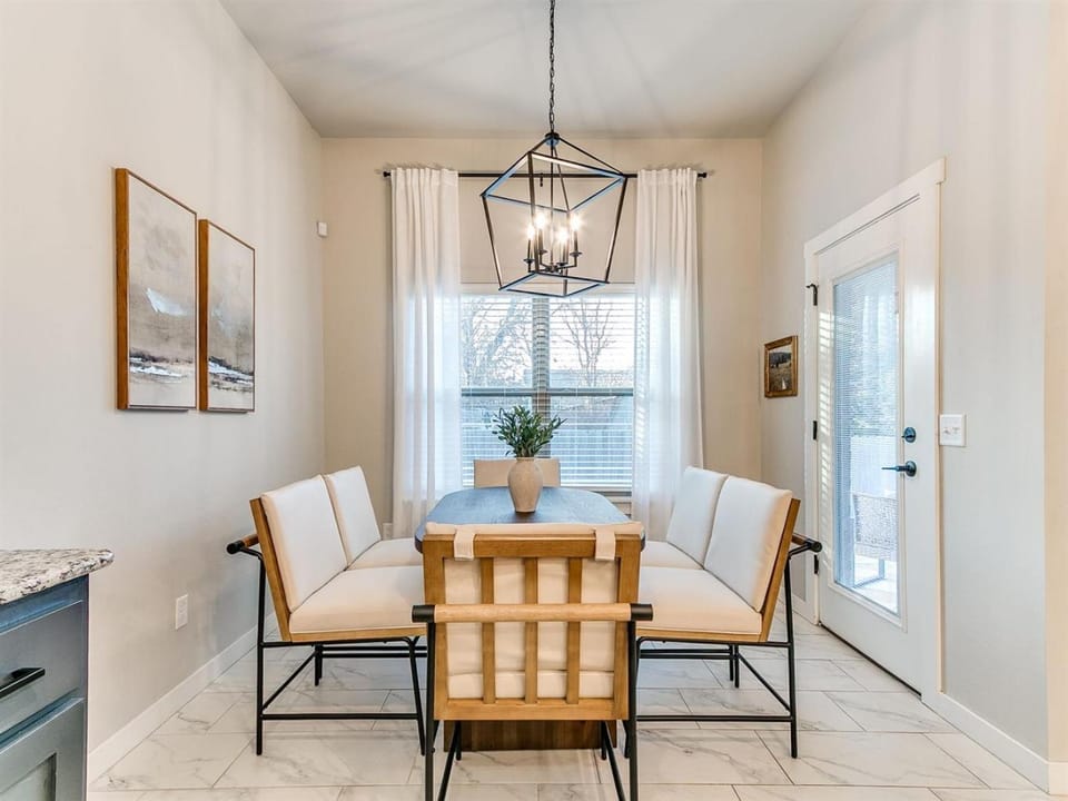 Richardson Retreat - A Home Ready When You Need It Country House in Warr Acres