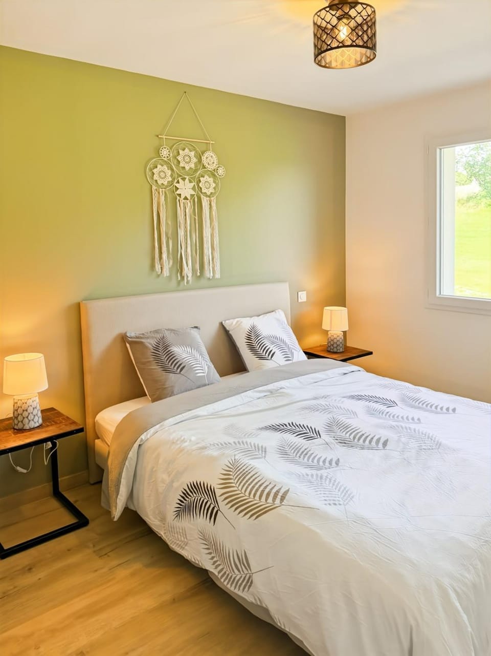 Gîte rénové, piscine et grand air - Ladinhac House in Auvergne-Rhône-Alpes