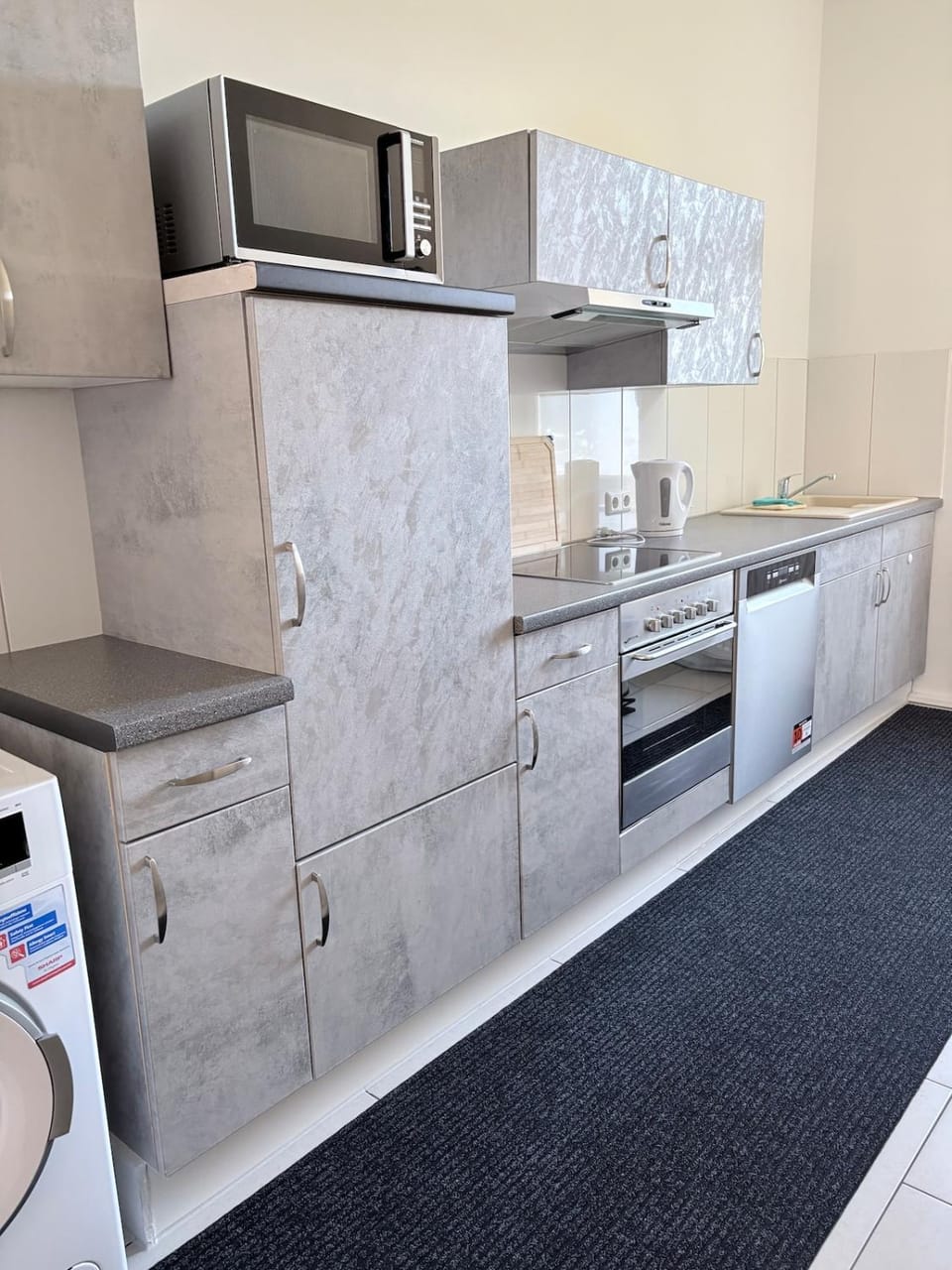 Kitchen or kitchenette, dishwasher, pet friendly, stove