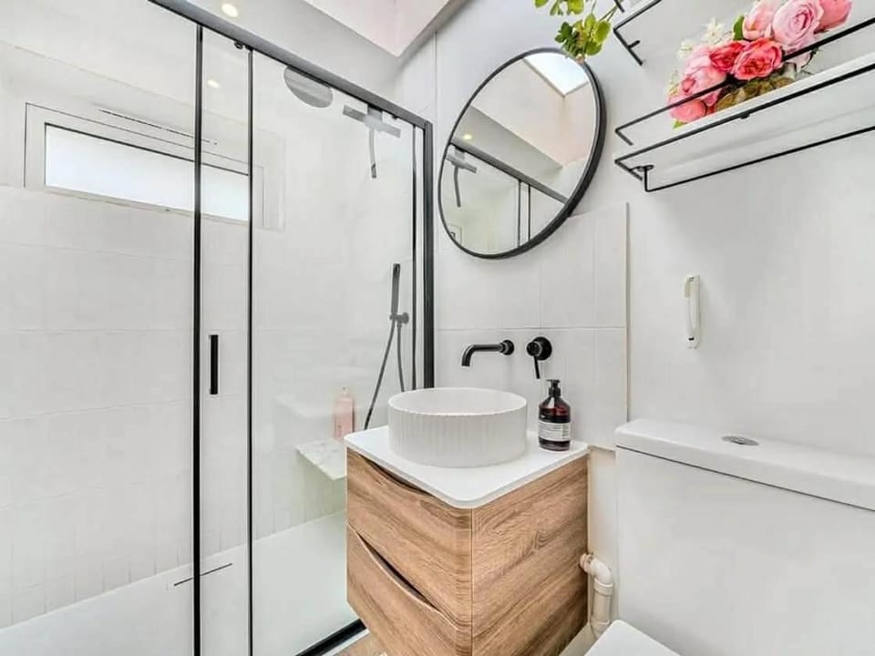 Studio Apartment in London