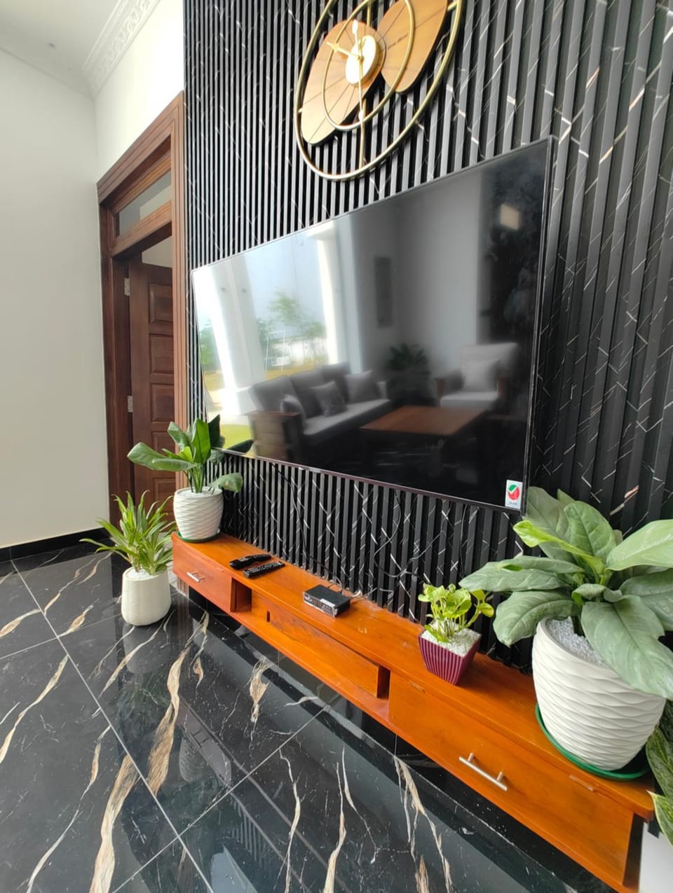 Communal lounge/ TV room, TV and multimedia, Evening entertainment