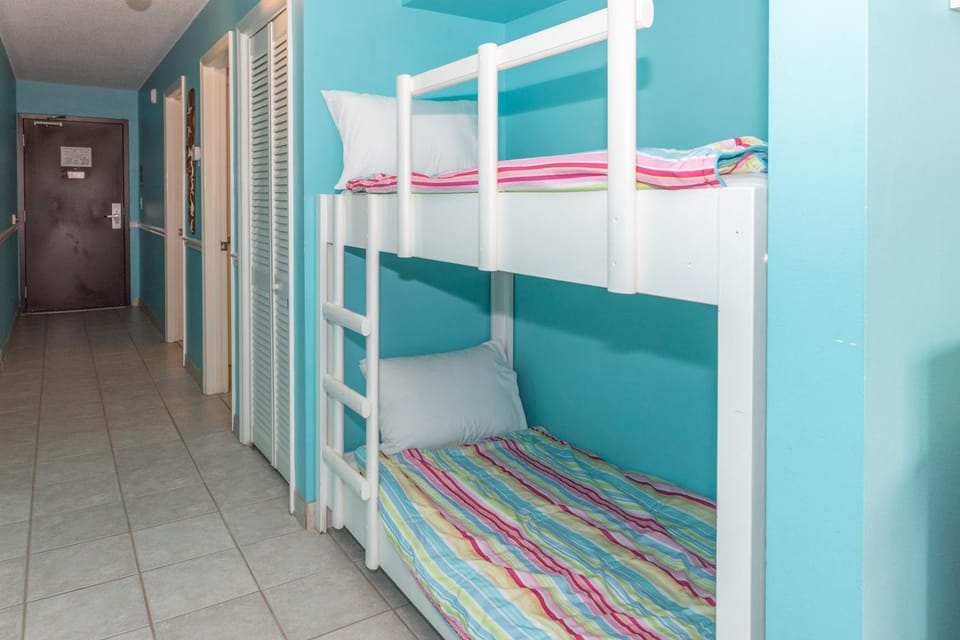 bunk bed