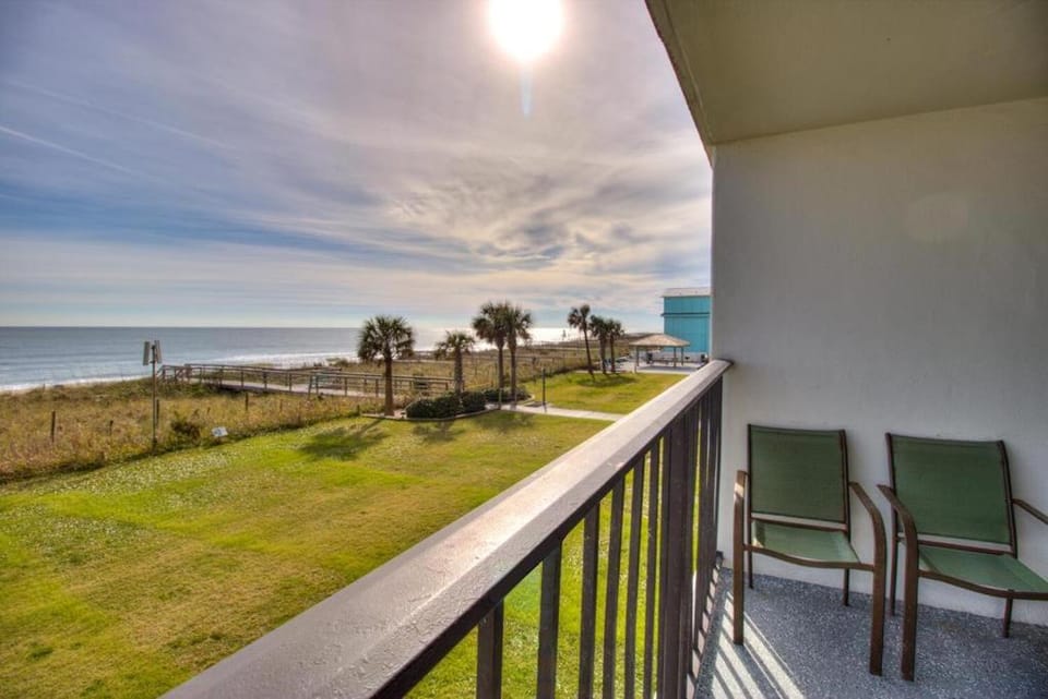 Natural landscape, Balcony/Terrace, Sea view