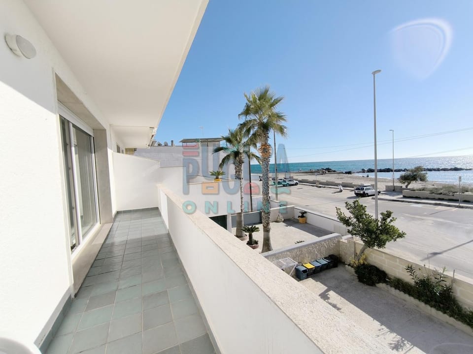Day, Neighbourhood, Natural landscape, Balcony/Terrace, Beach, Sea view