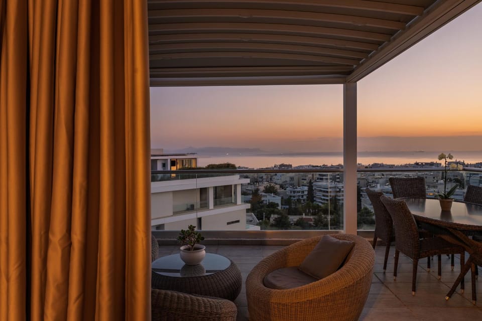 Poseidonos Skyline Loft Apartment in Alimos