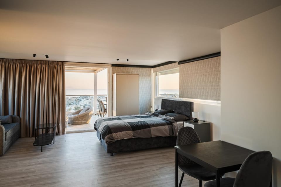Poseidonos Skyline Loft Apartment in Alimos