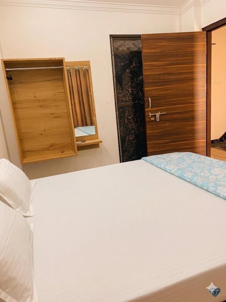 Baloon Rooms Taramandal Bed and Breakfast in Uttar Pradesh