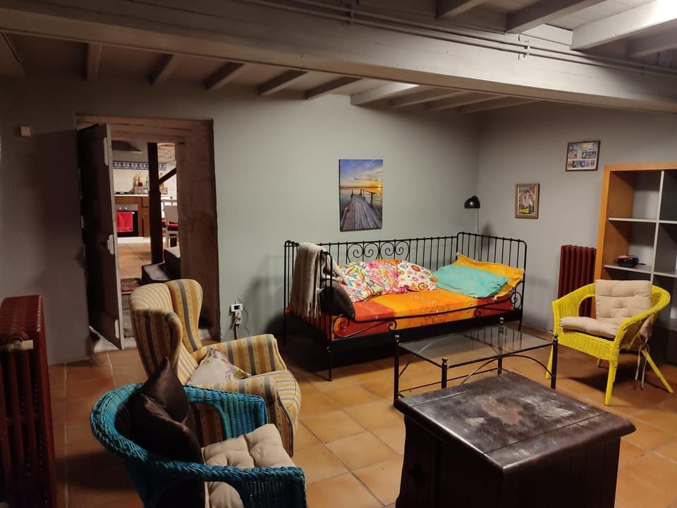 Communal lounge/ TV room