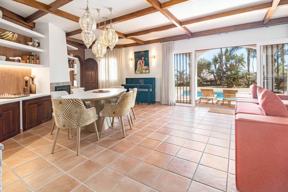 Property building, Living room