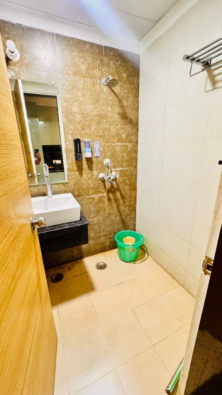 Apartment Apartment in Noida