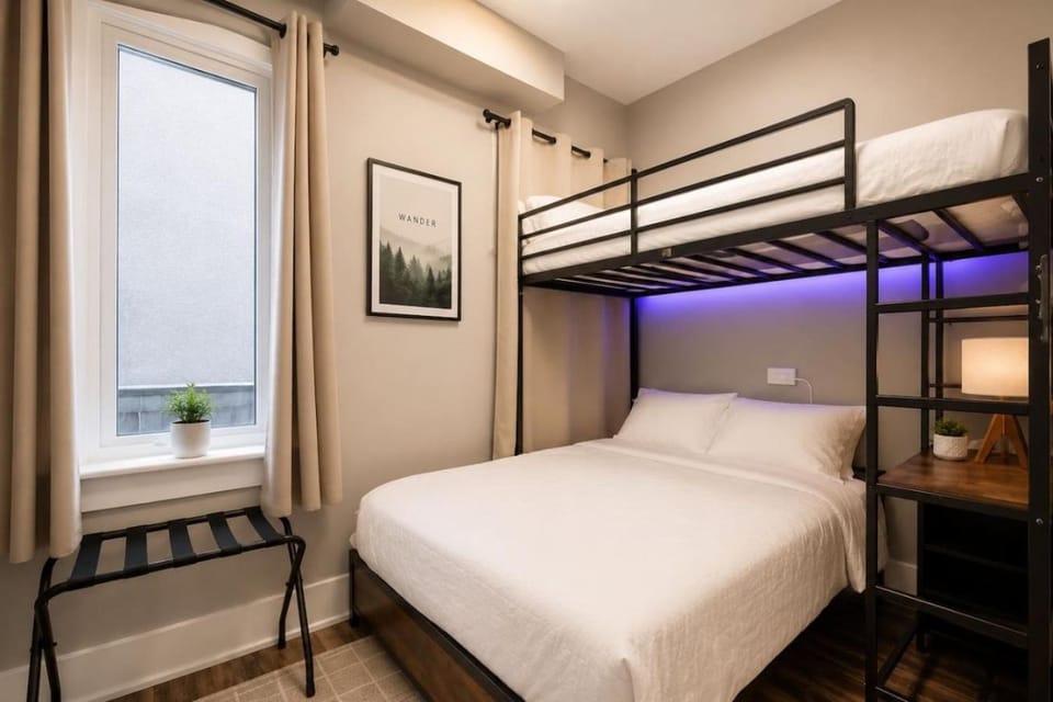 2 Bedroom 18 Ave Downtown Apartment in Calgary