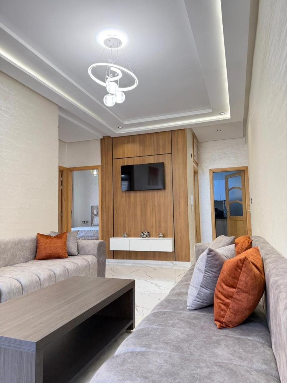 Brand-New 3BR Apartment , Sunny Balconies , Garden View , Near Euromed & Medina Apartment in Fes