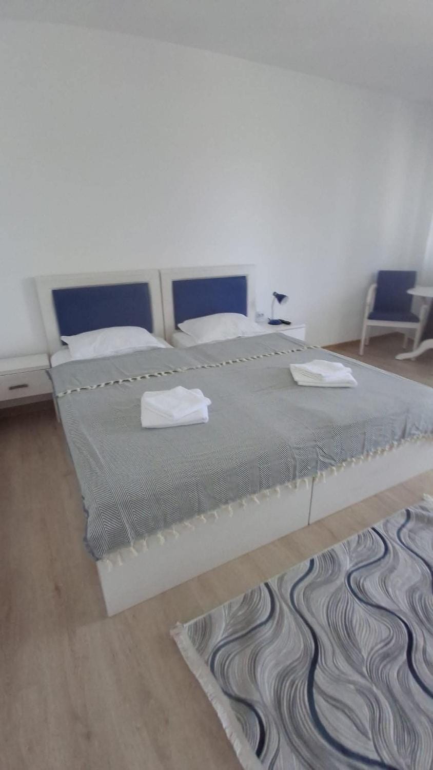 Pensiunea La Murighiol Bed and Breakfast in Romania