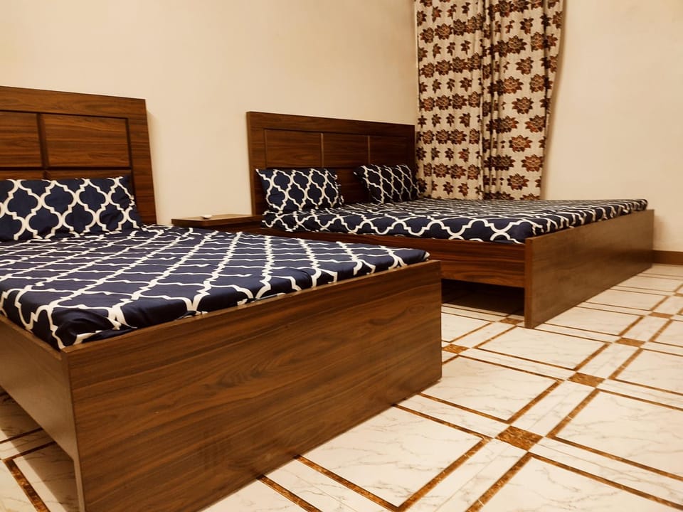 Lasani view Guest House Hotel in Lahore